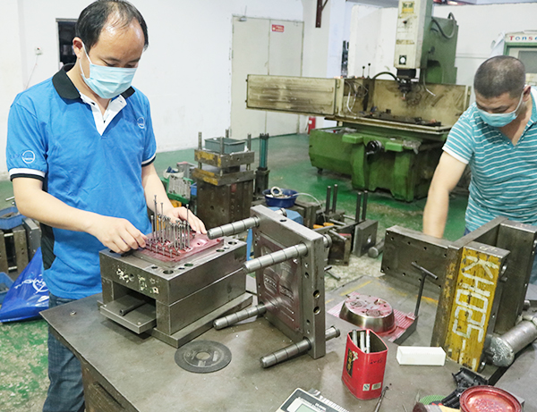 簡易注塑模具